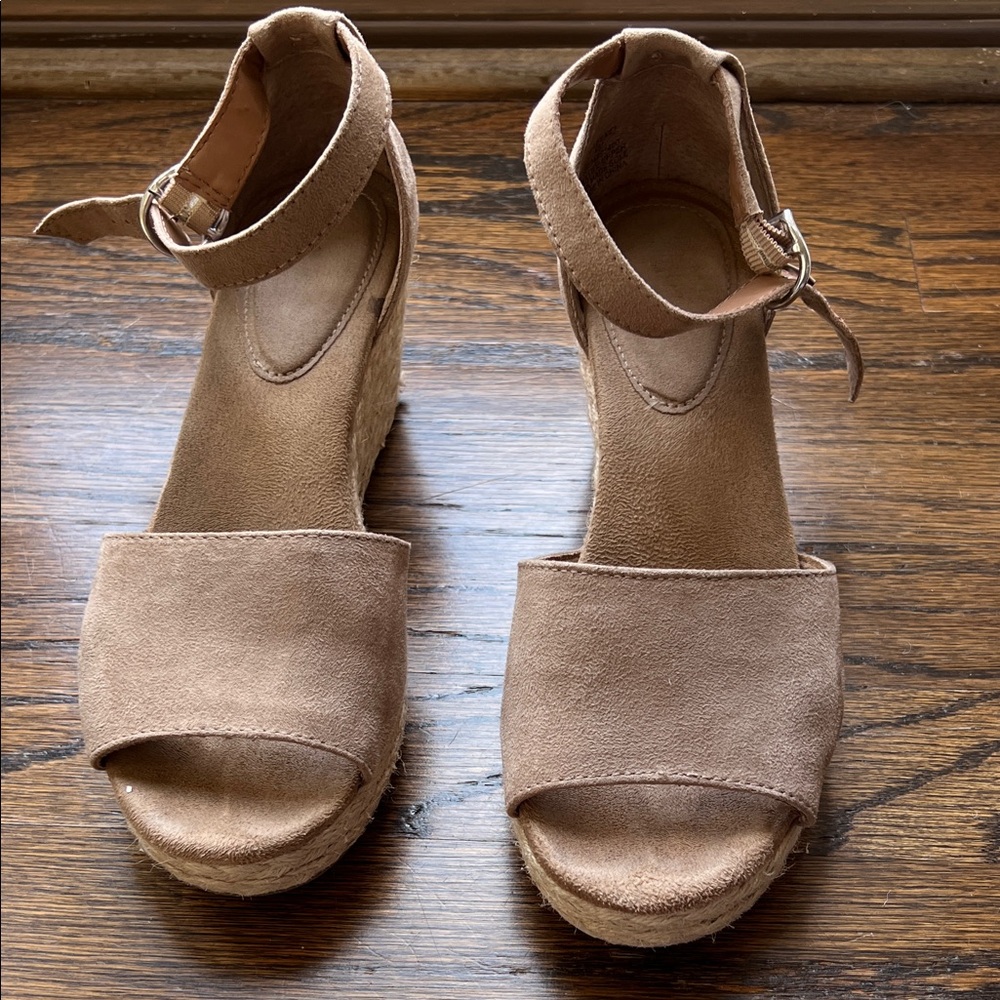 Style & Co. Tan Suede Ankle-Strap Wedge Sandals